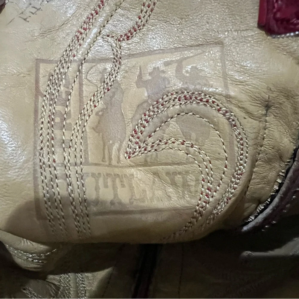 tres Outlaw Red Teju Lizard Women's
Classic 1538 - Picture 11 of 12